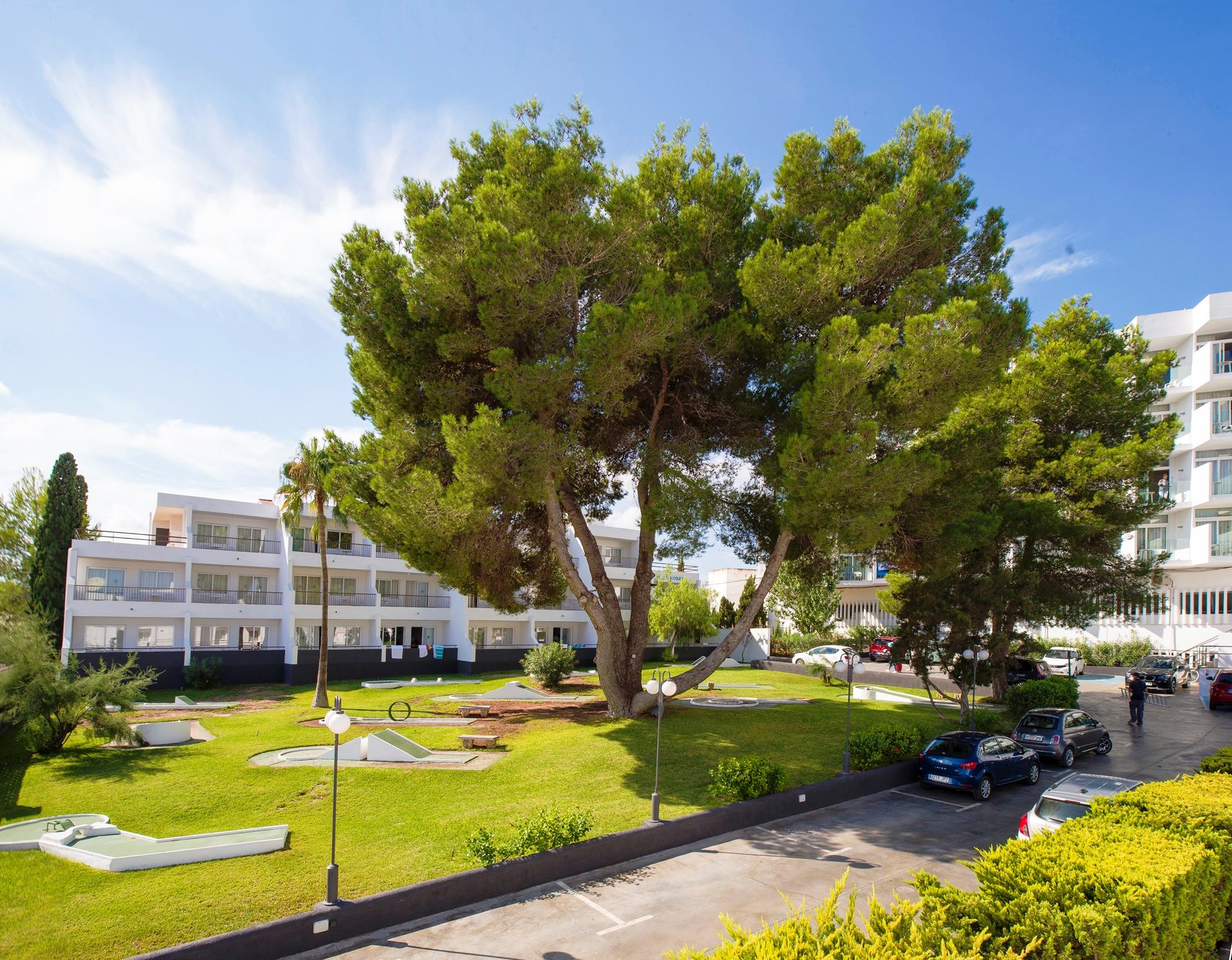 Apartamentos Vibra Riviera Sant Antoni de Portmany Esterno foto