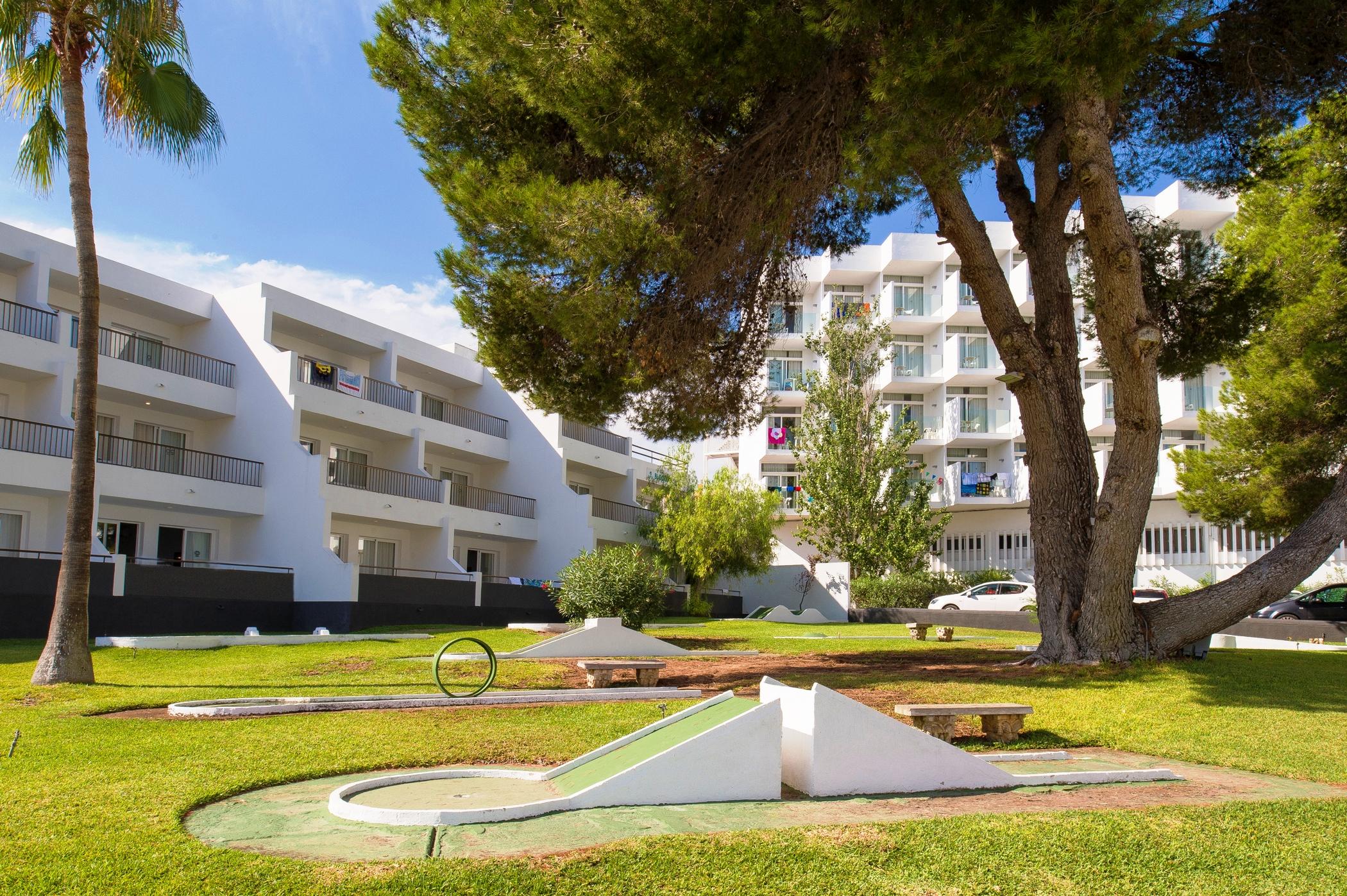 Apartamentos Vibra Riviera Sant Antoni de Portmany Esterno foto