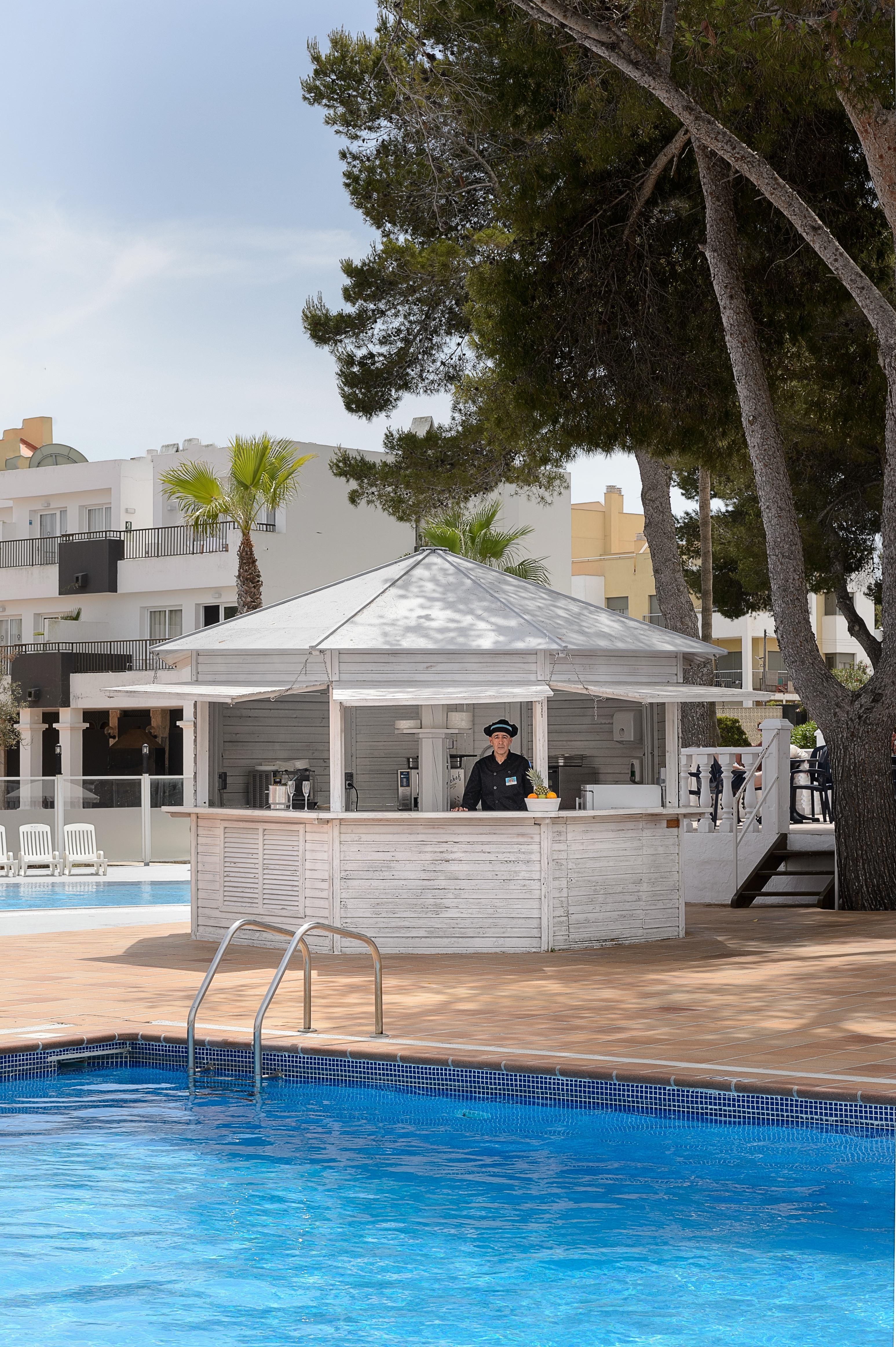 Apartamentos Vibra Riviera Sant Antoni de Portmany Esterno foto